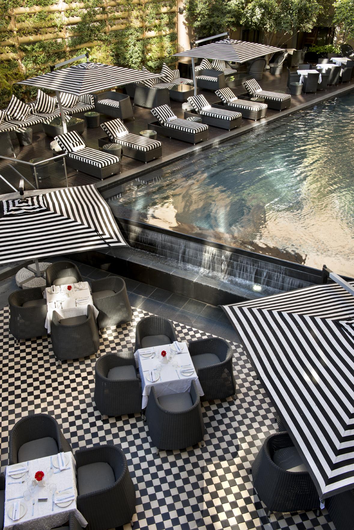 Davinci Hotel On Nelson Mandela Square Johannesburg Exterior foto